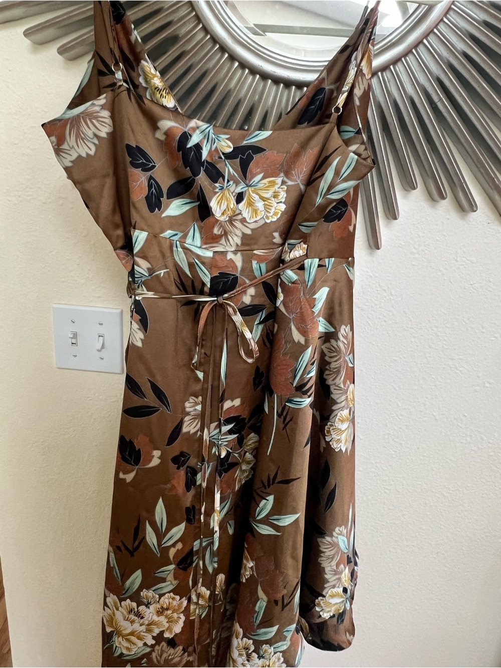 Baltic Born Steffi Tulip Wrap Dress Neutral Floral High-Low Slip Dress Large - Picture 4 of 5